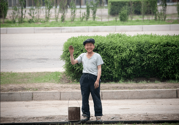 Generation ‘in-between’: Young North Koreans navigate the government, market