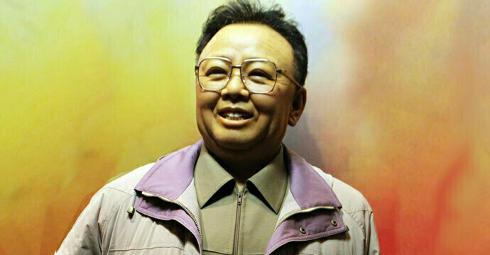 China presents North Korea with Kim Jong Il waxwork