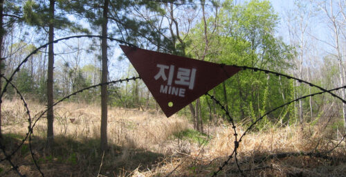 Soldier’s injury highlights dangers of S. Korean mines