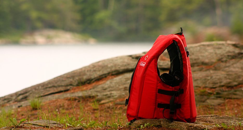 S. Korean sailors’ lifejackets don’t pass inspection