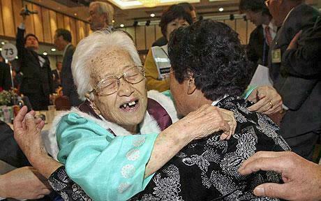 Separated families from S. Korea arrive at Mount Kumgang