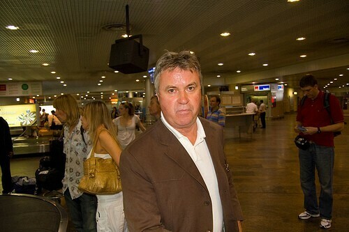 Guus Hiddink to visit N.Korea, wants to build soccer facility