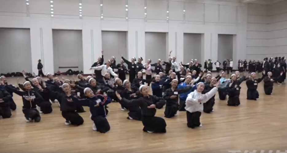 Chongryon performers prep for N.Korea’s New Year’s event: Choson Sinbo