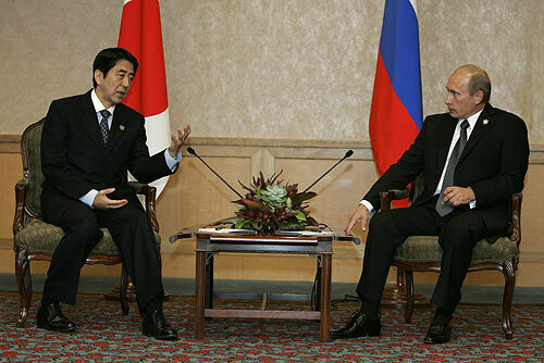 Japan confirms ties with Russia to pressure N.Korea