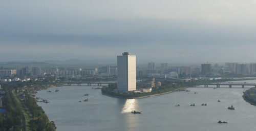 New building behind Yanggakdo is a museum for the hotel