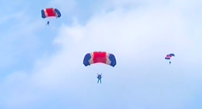 North Korean media shows parachuting clubs