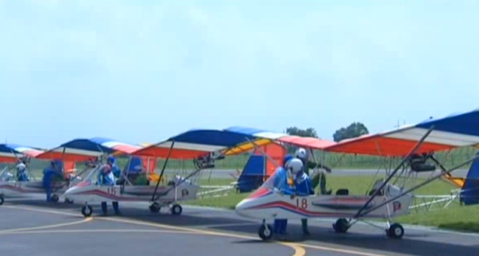 North Korea shows new ultra-light recreational aircraft