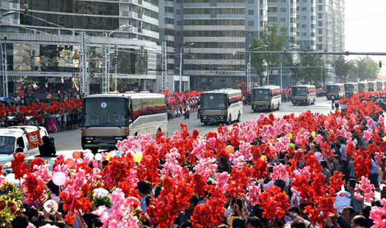 N. Korea celebrates missile launch with over 100,000-strong parade in Pyongyang