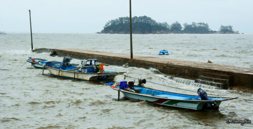 North Korea to return South Korean fishing crew after alleged incursion