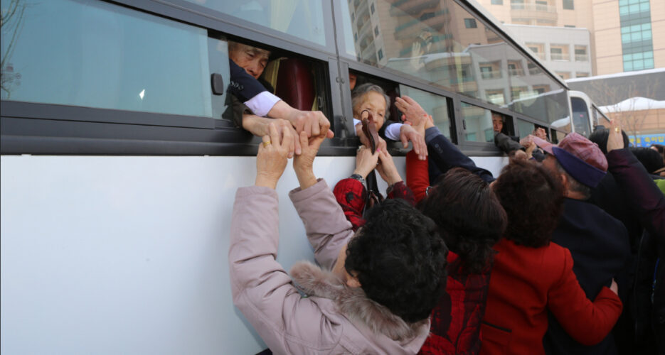 Two Koreas begin talks on humanitarian issues, family reunions