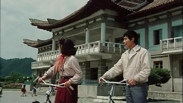 “Do you envy it?” Why North Korean movies urged the people to idealize city life