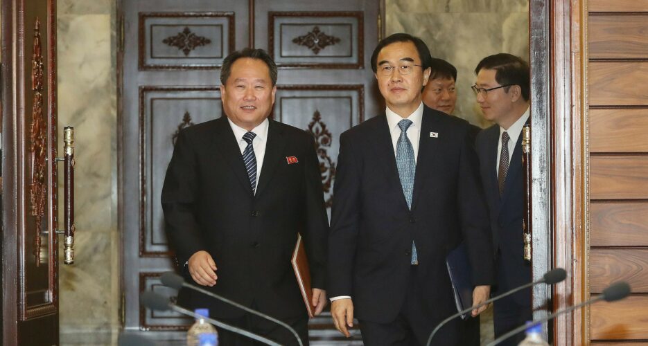 Two Koreas kick off high-level talks at Panmunjom