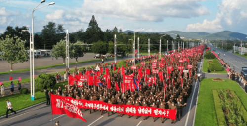 Thousands from Pyongyang arrive in Hamgyong to help towns recover from typhoon