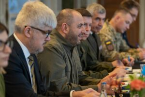 Yoon meets Ukraine defense chief to discuss countering North Korea-Russia ties