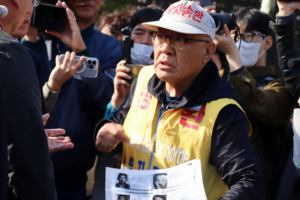 NGO says it may stop anti-North Korea leafleting after new ROK minister calls