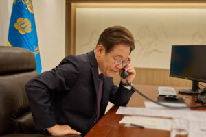 Lee Jae-myung seeks China’s support for denuclearization in first call with Xi