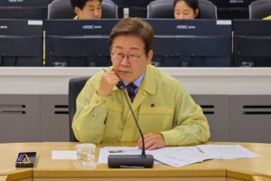 Seoul weighs legal measures to crack down on leaflet launches into North Korea
