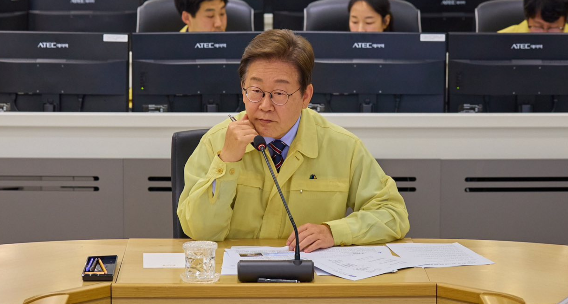 Seoul weighs legal measures to crack down on leaflet launches into North Korea