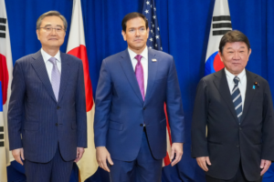 Top diplomats of US, ROK, Japan reaffirm North Korean denuclearization goal