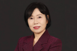 North Korean escapee takes lead of defector aid group in South Korea