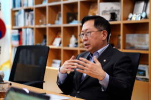 North Korea likely buried ‘hundreds’ of mines south of border, ROK lawmaker says