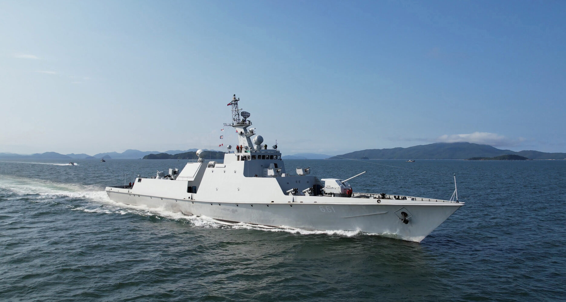 kcna-aug21-2023-4k-highres-kju-amnok-class-corvette-inspection-navy-unit-155-munchon-at-sea-3-1870x1000.jpg