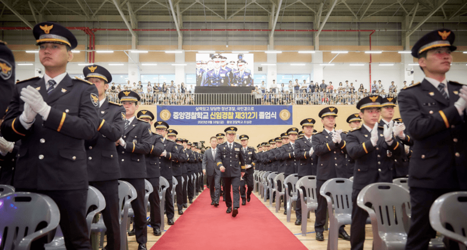 Korea mulls police conscripts amid crime wave, potentially impacting military