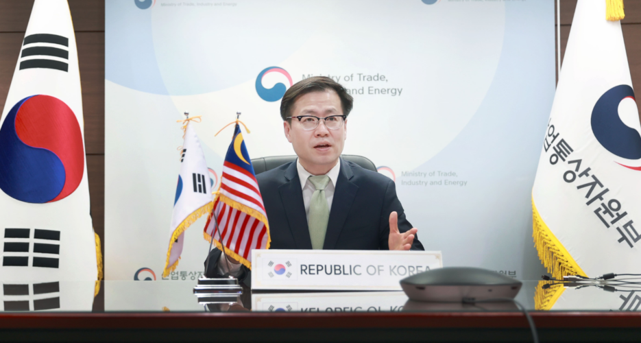 South Korea chooses steady hands over firebrands amid global protectionism